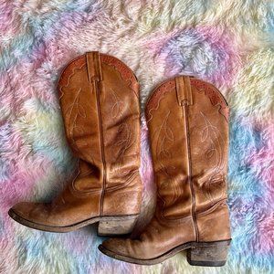 Vintage tan cowboy boots